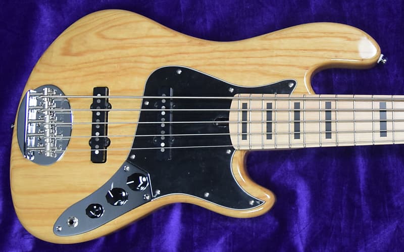 Bass guitar Lakland Skyline Darryl Jones 5 Jazz Natural / Maple / Black Block Inlays