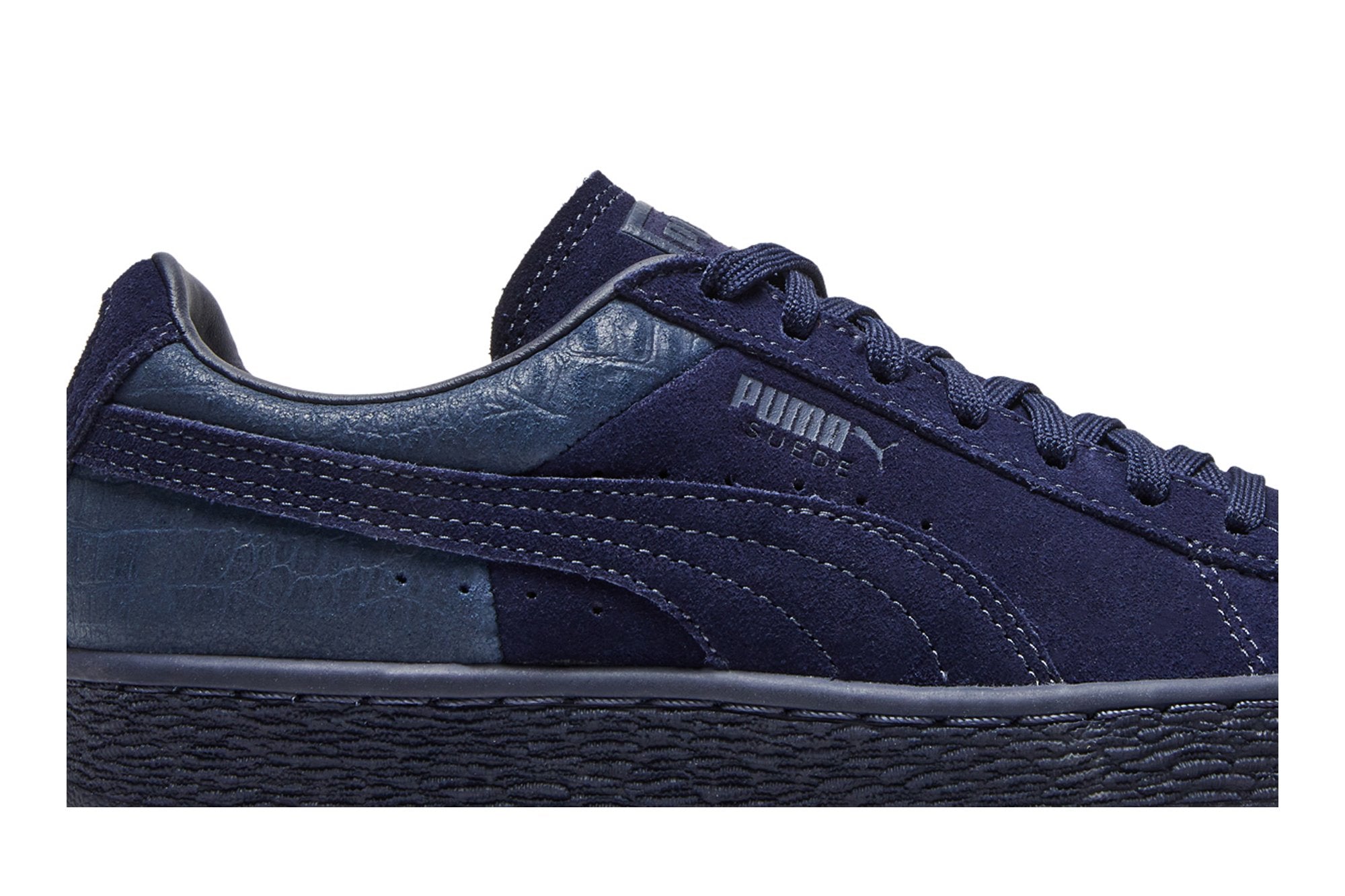 Suede Classic Emboss Puma sneakers, blue