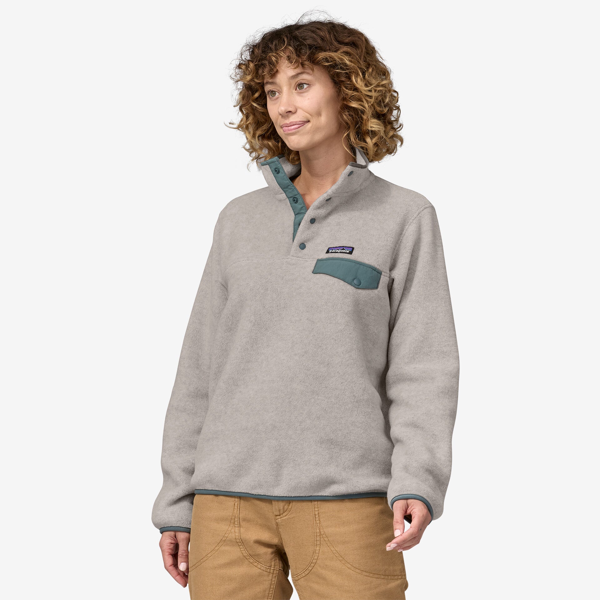 Women's Synchilla Snap-T Patagonia Lightweight Fleece Pullover, Oatmeal Heather w/Nouveau Green