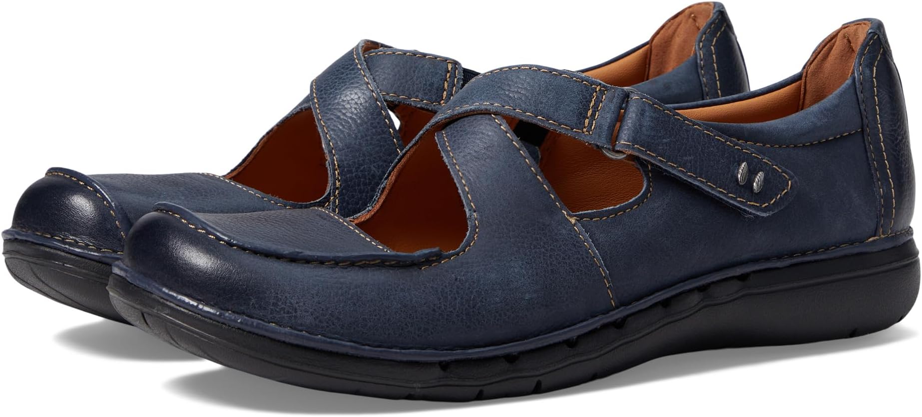 Un Loop Strap Clarks Flats in Navy Leather