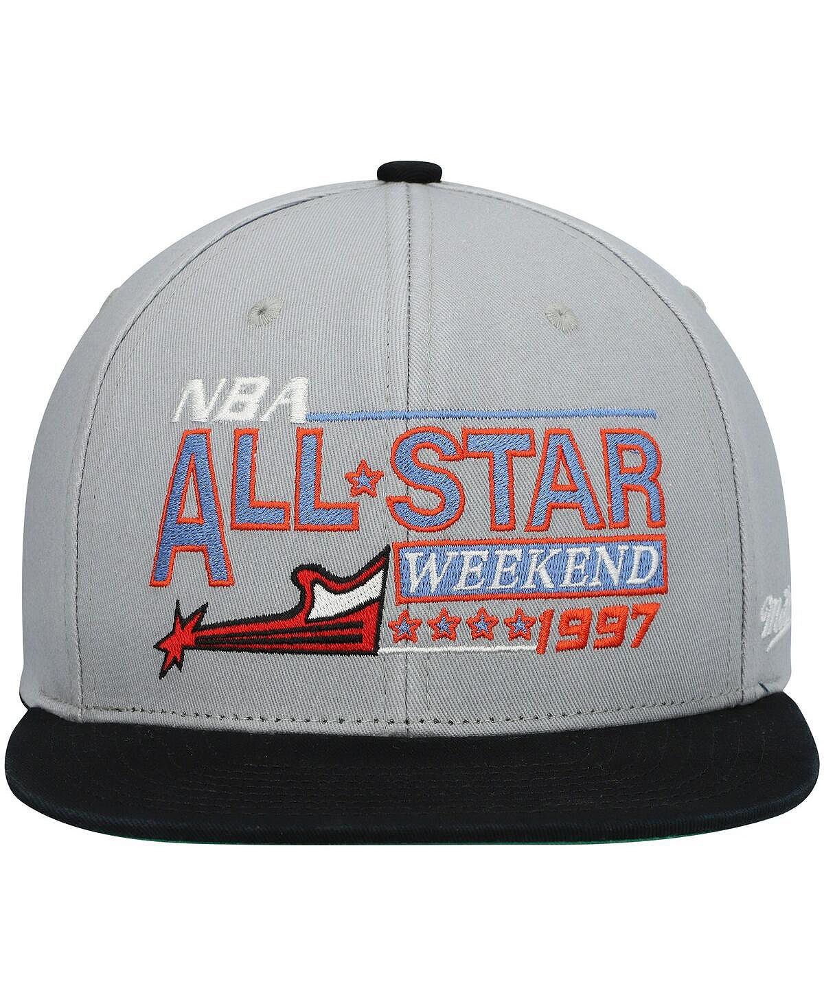 قبعة Mitchell &amp; Ness للرجال باللون الرمادي من 1997 NBA All-Star Game Snapback باللون الخشبي