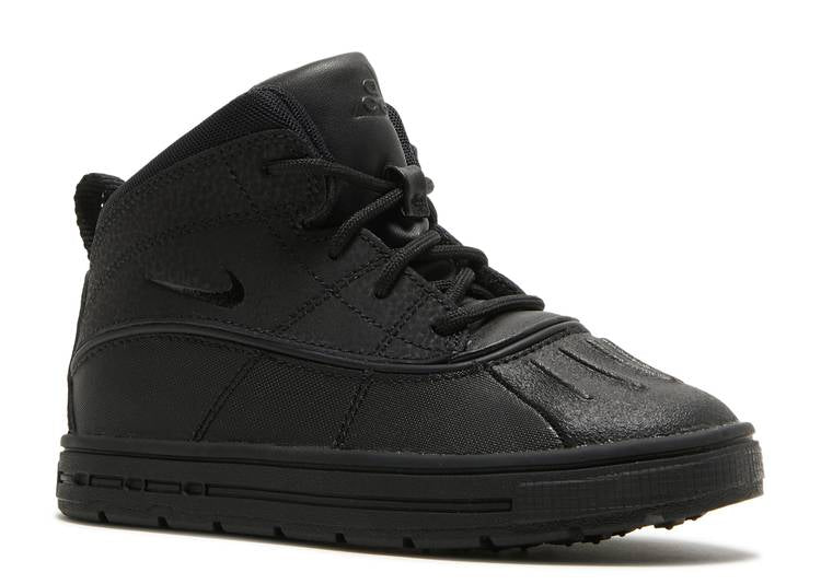 حذاء Nike WOODSIDE 2 HIGH ACG TD 'TRIPLE BLACK' باللون الأسود