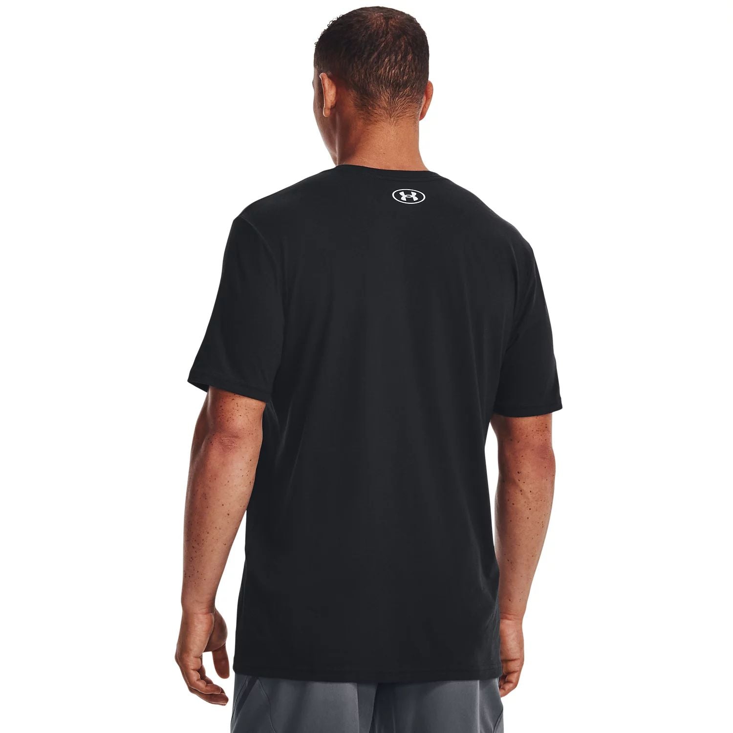 Under Armor Men's Camouflage Chest T-Shirt