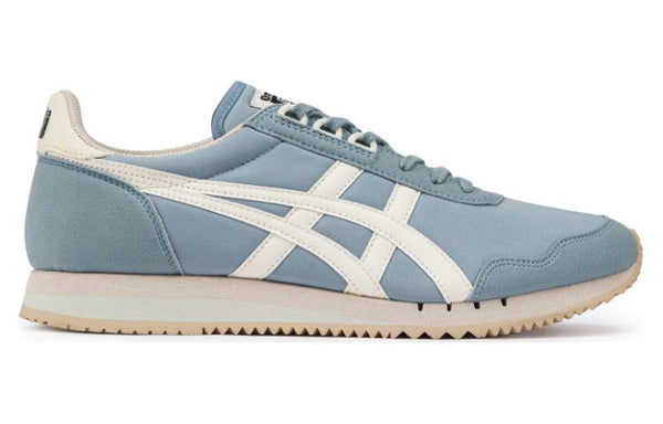 حذاء الجري الماراثوني ثنائي اللون من Onitsuka Tiger باللون الأزرق والأبيض