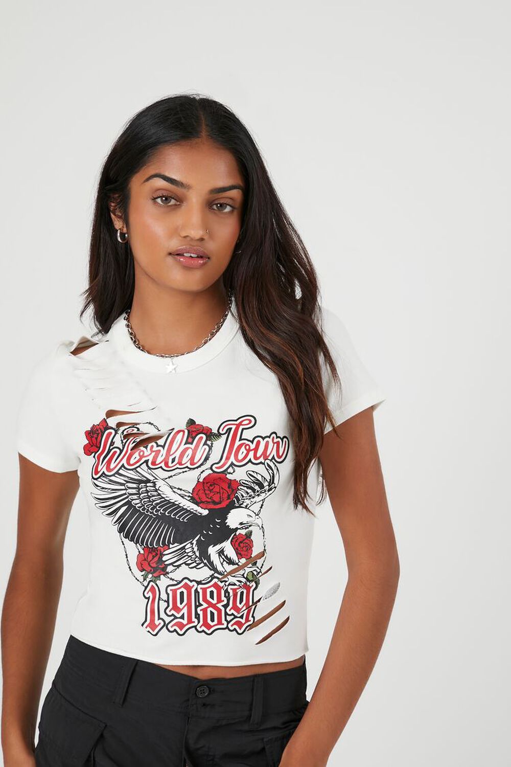 تي شيرت Forever 21 Kids Graphic T-Shirt باللون الأبيض بطبعة World Tour 1989