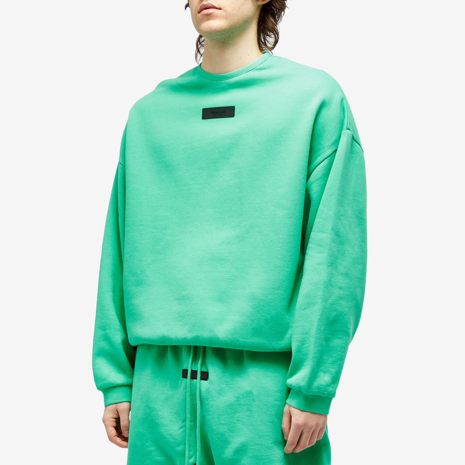 سويت شيرت Fear Of God Essentials Spring Tab Detail، بلون Mint Leaf