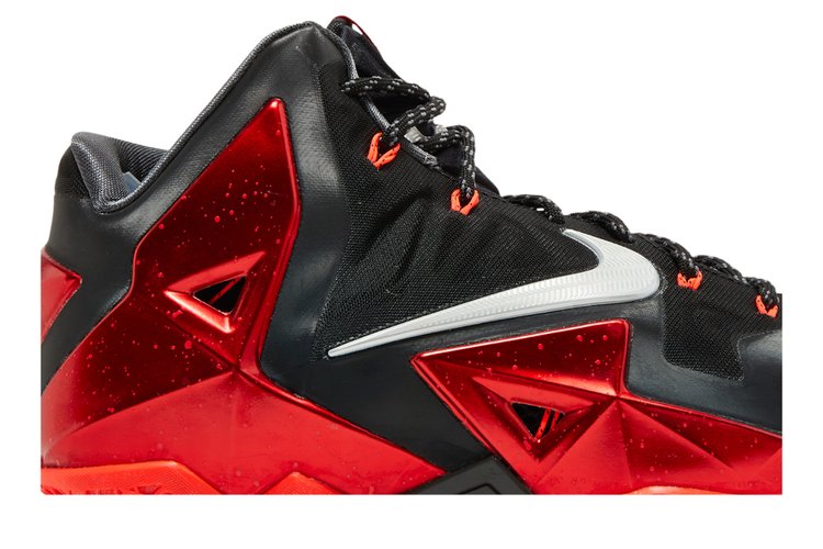 Nike LeBron 11 'Away' Sneakers, Black