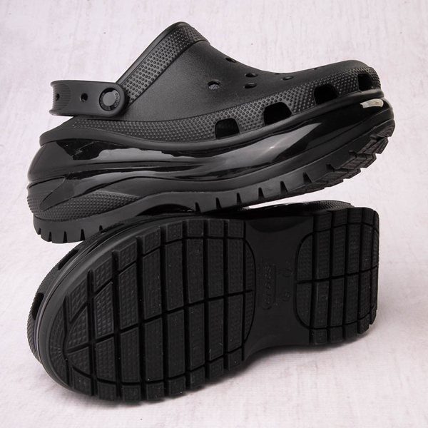 Crocs Classic Mega Crush clogs, black