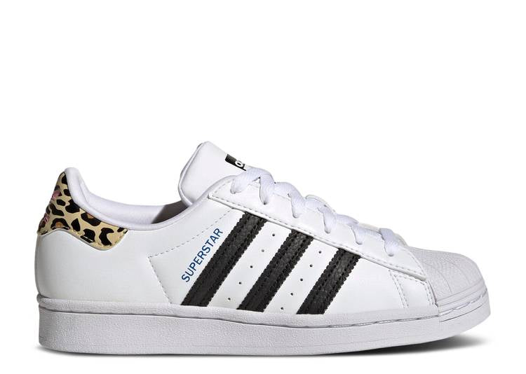 حذاء رياضي Adidas SUPERSTAR J 'CHEETAH' باللون الأبيض