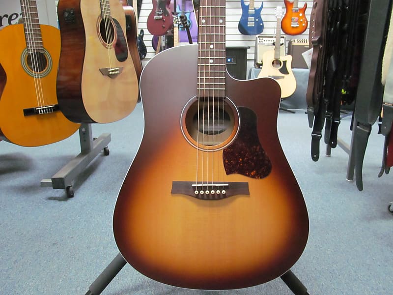 Acoustic guitar Seagull Guitars Entourage CW Acoustic-Electric Guitar with Presys II - Autumn Burst