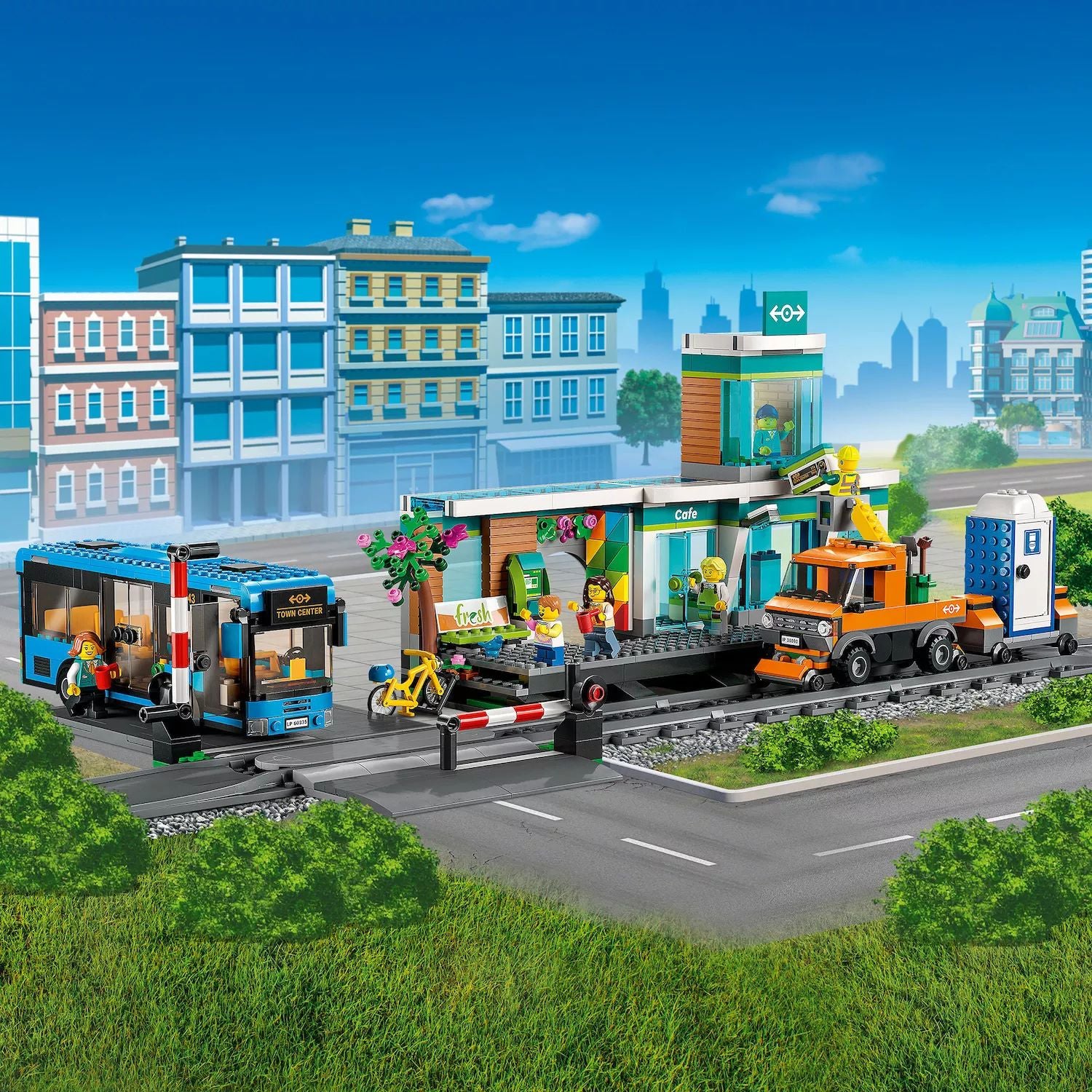 LEGO City Train Station 60335 Building Set (907 Pieces) LEGO