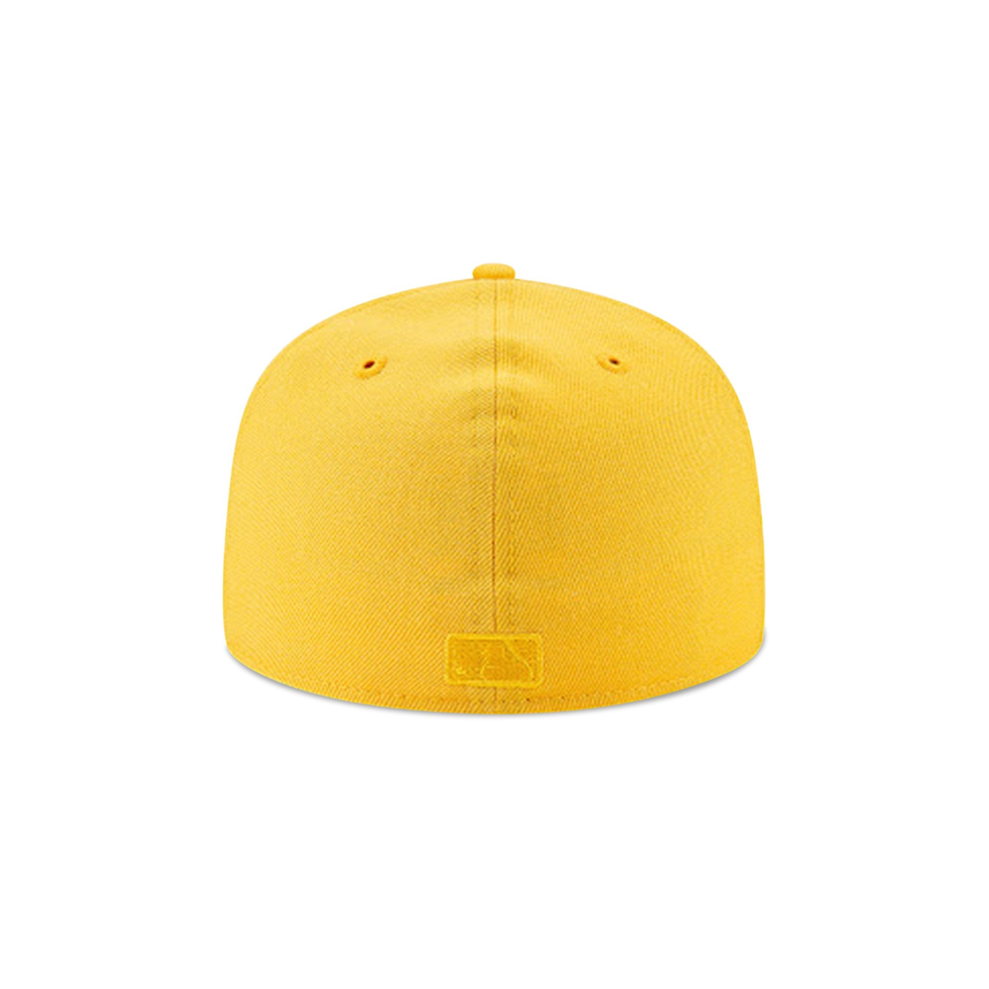 قبعات Fear of God Essentials x New Era 59Fifty باللون الذهبي/الأبيض