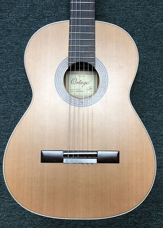 Acoustic guitar Ortega Traditional Series R190 Classical Guitar Natural Satin