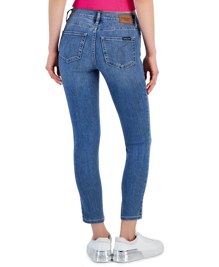 Calvin Klein Jeans 25" High Rise Petite Ankle Skinny Jeans in Laguna