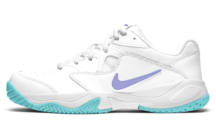 حذاء التنس Nike Court Lite 2 للسيدات