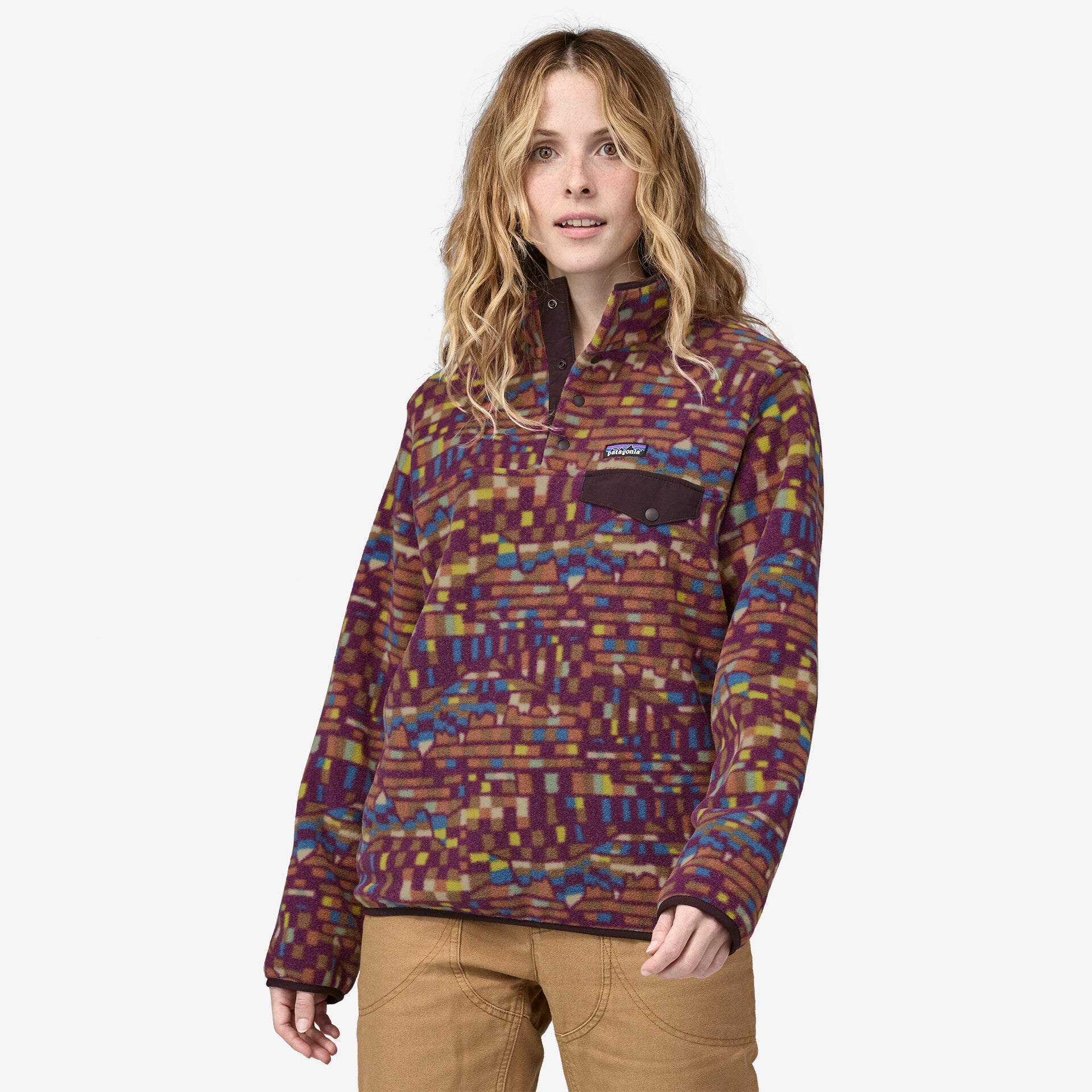 Women's Synchilla Snap-T Patagonia Lightweight Fleece Pullover in Fitz Roy Patchwork: Night Plum