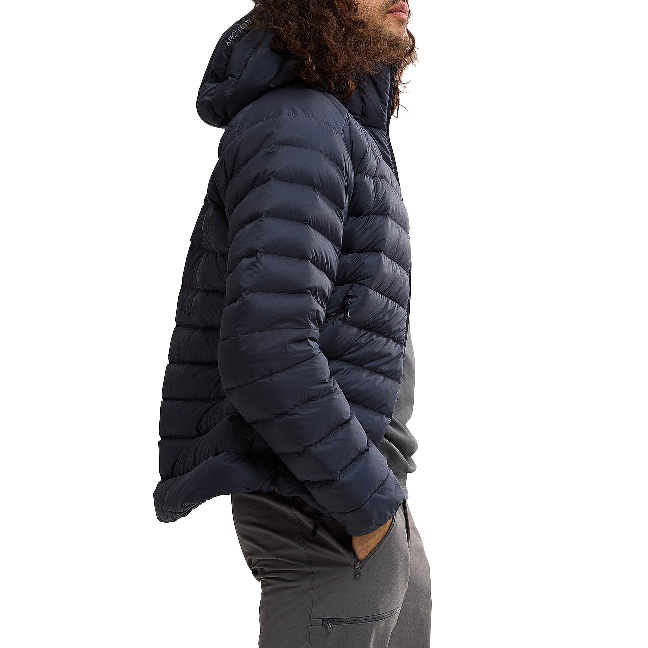 سويت شيرت Arc'teryx Cerium باللون الأسود