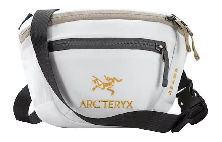 حقيبة كتف Arcteryx x Beams Mantis باللون الأبيض