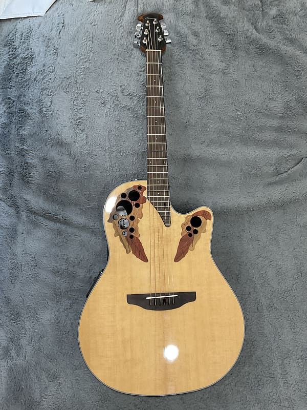 Acoustic guitar Ovation Celebrity elite Natural