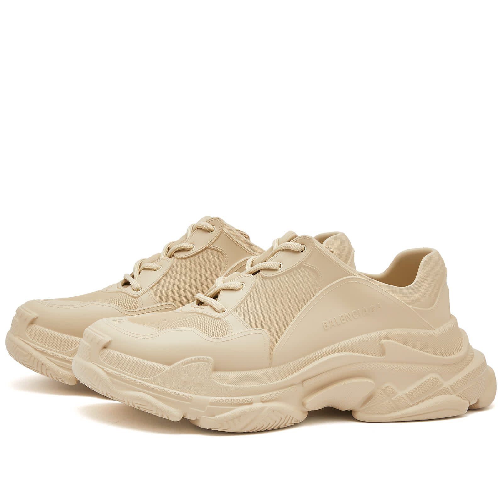 حذاء رياضي Balenciaga Triple S Mold باللون البني الفاتح