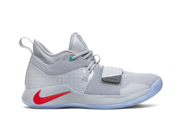 Nike PlayStation x PG 2.5 'Wolf Grey' sneakers, gray