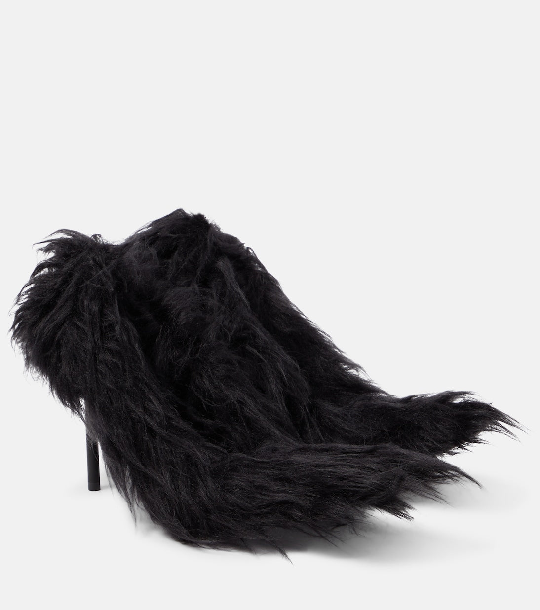 حذاء Balenciaga flex fur 110 من الفرو الصناعي، باللون الأسود