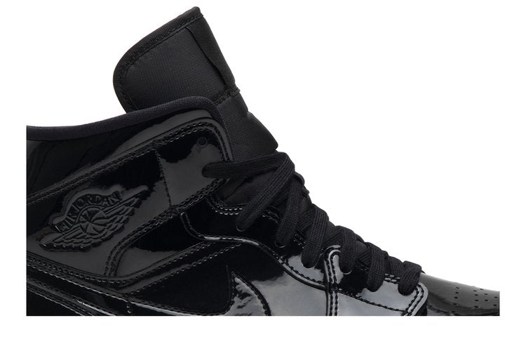 Air Jordan Wmns Air Jordan 1 Mid Patent SE 'Triple Black', black