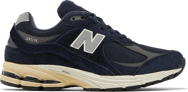 New Balance 2002R 'Eclipse Castlerock' sneakers, black