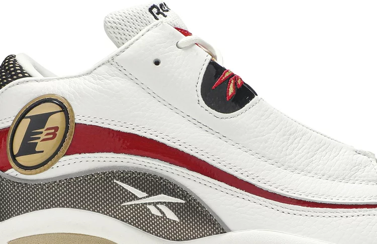 الإجابة 1 حذاء رياضي dmx retro 'og' من شركة Reebok باللون الأبيض