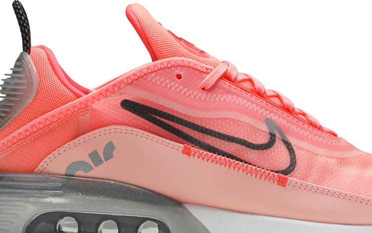 Nike Wmns Air Max 2090 'Bleached Coral' Sneakers, Orange