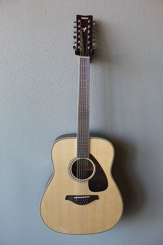 Brand New Yamaha FG820-12 Acoustic Guitar with Twelve (12) Strings and Carrying Bag