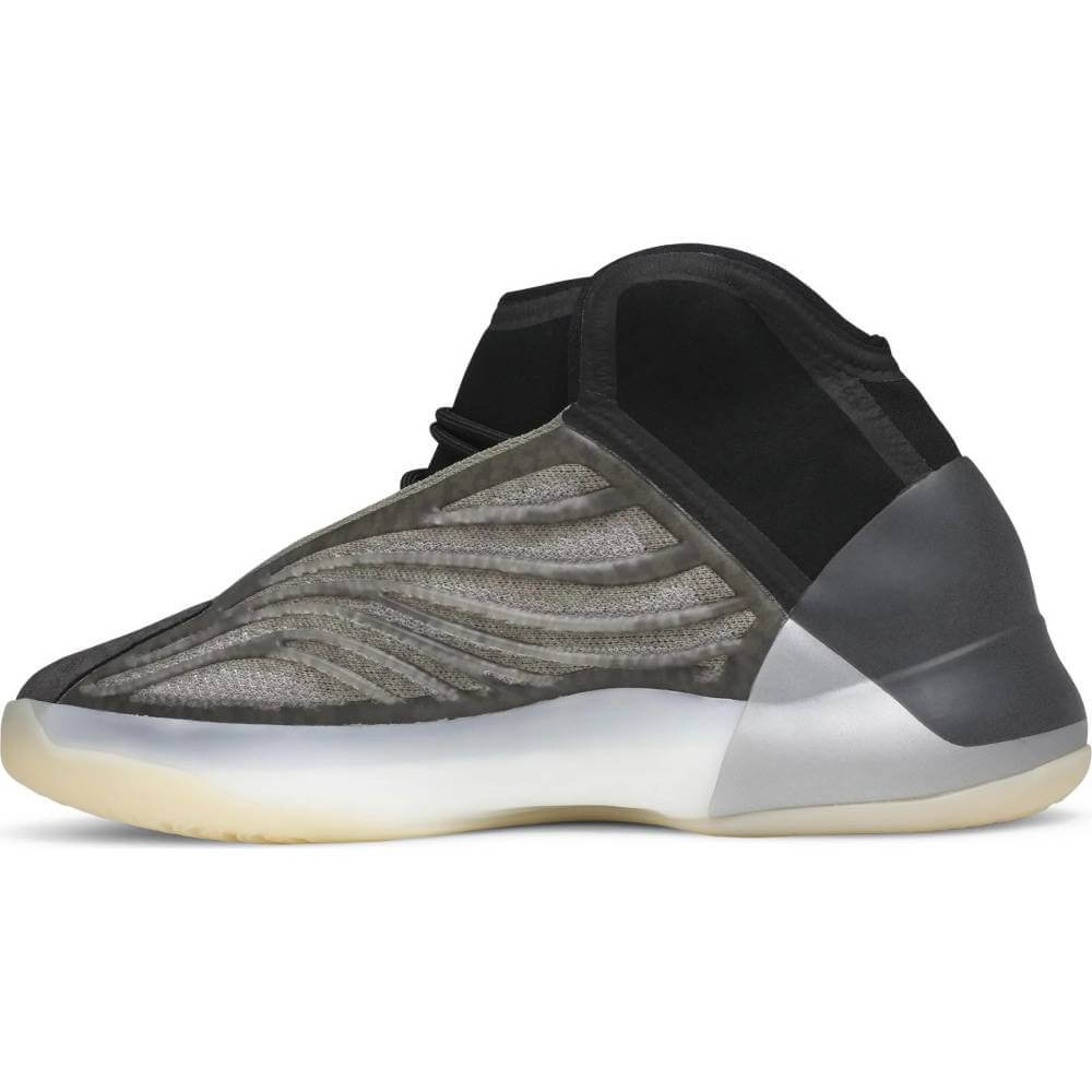 Yeezy Quantum Barium sneakers, gray