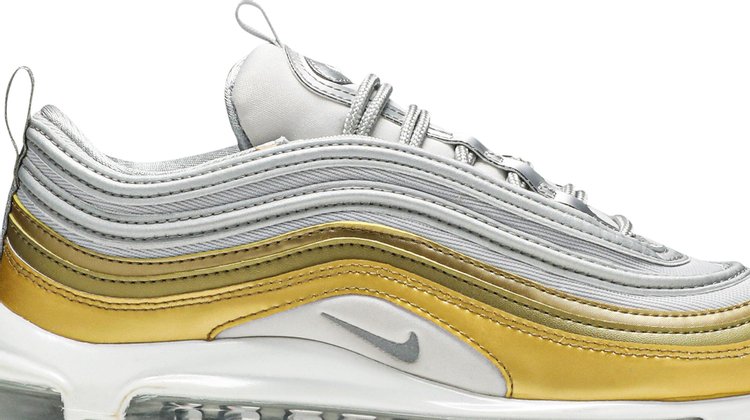 حذاء رياضي Nike Wmns Air Max 97 باللونين الأبيض والذهبي