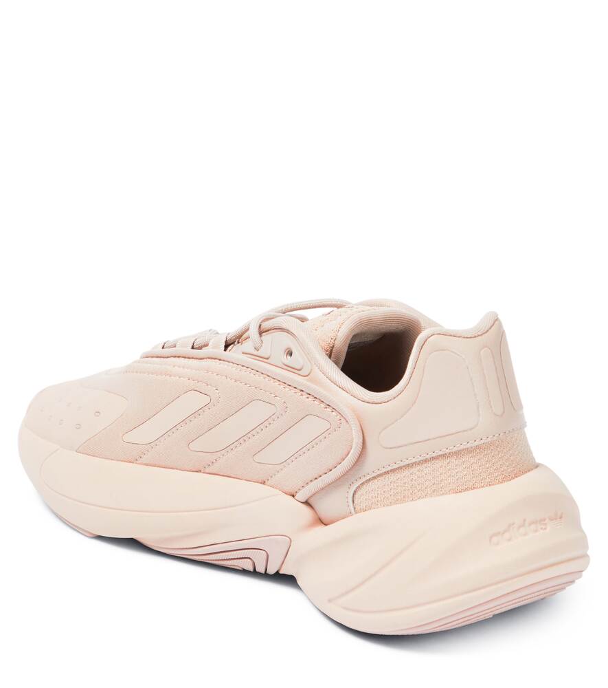 حذاء رياضي Ozelia Adidas Originals، محايد