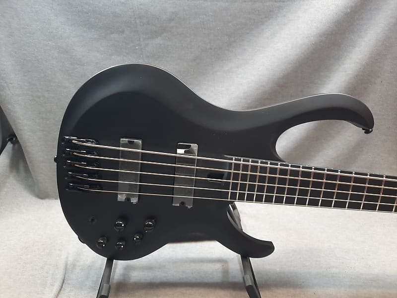 Ibanez BTB625EX-BKF Black Flat