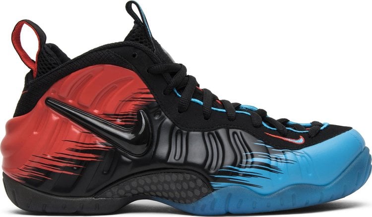 حذاء Nike Air Foamposite Pro 'Spider-Man' باللون الأزرق