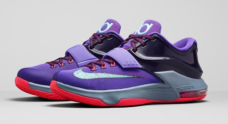 حذاء رياضي Nike KD 7 'Lightning 534'، باللون الأرجواني