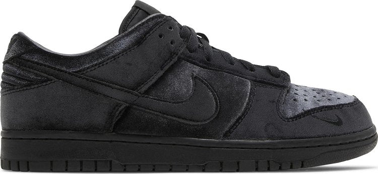 Nike Dover Street Market x Dunk Low 'Black Velvet' Sneakers, black