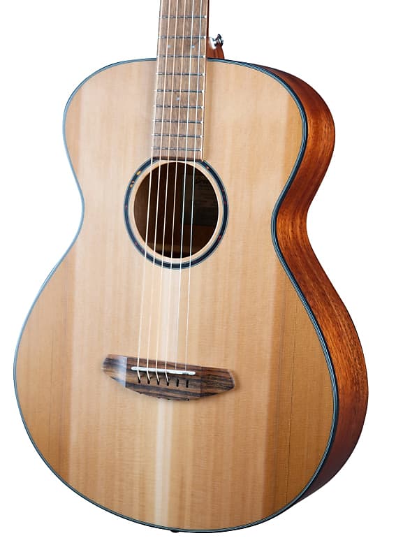 Breedlove Discovery S Concertina Red Cedar and Mahogany Discovery S Cioncertina