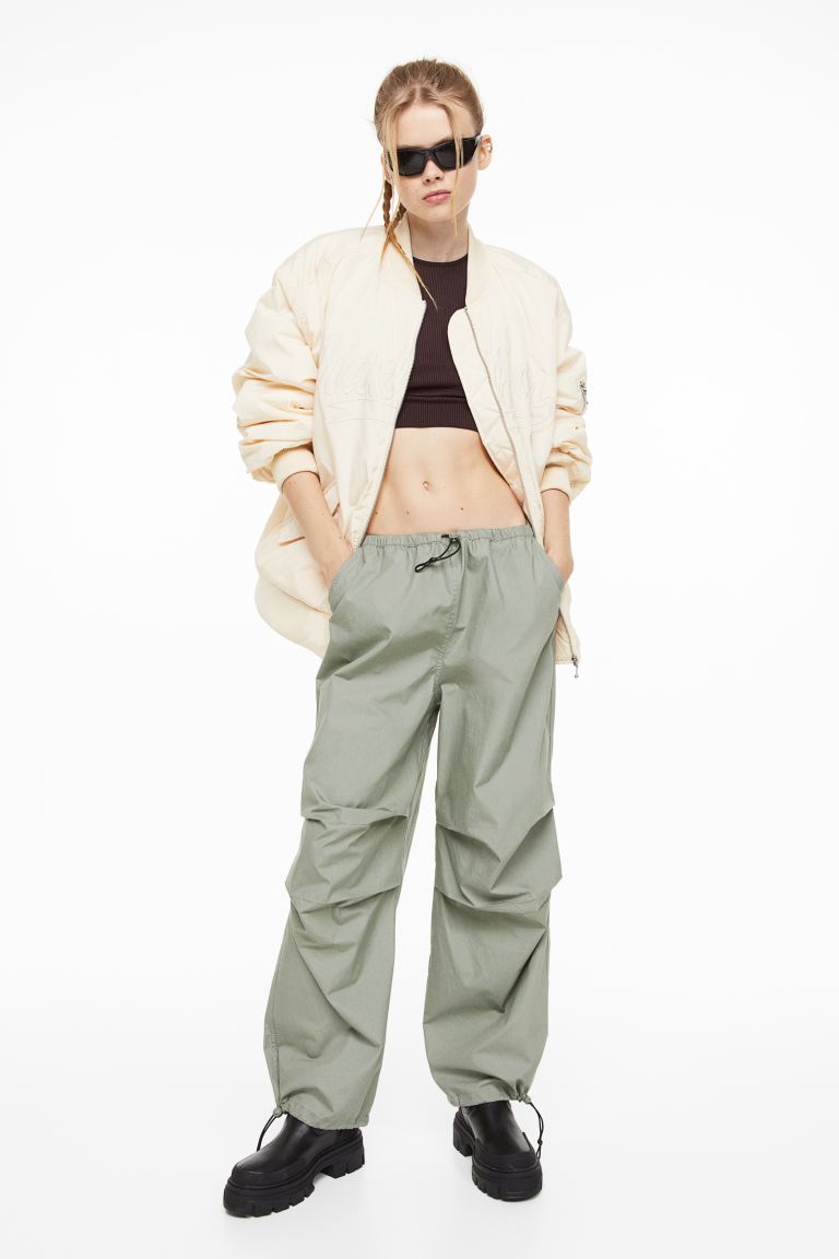 H&M Parachute cardgo pants, light green khaki