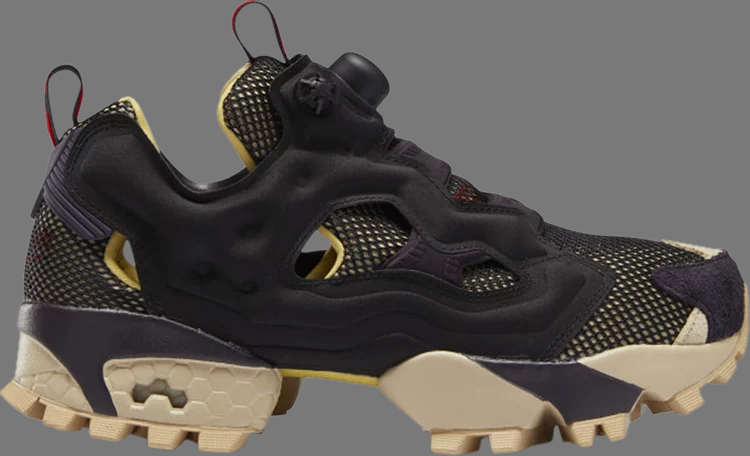 حذاء رياضي Instapump fury trail 'black weathered yellow' من Reebok، باللون الأسود