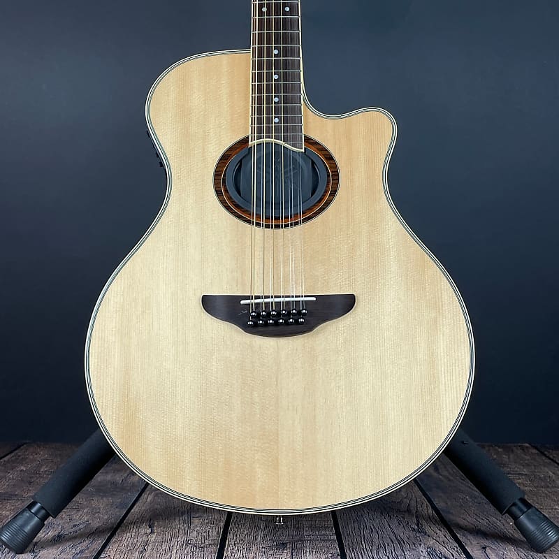 Yamaha APX700II 12-String Acoustic Electric Natural Yamaha APX700II 12-String -Electric-