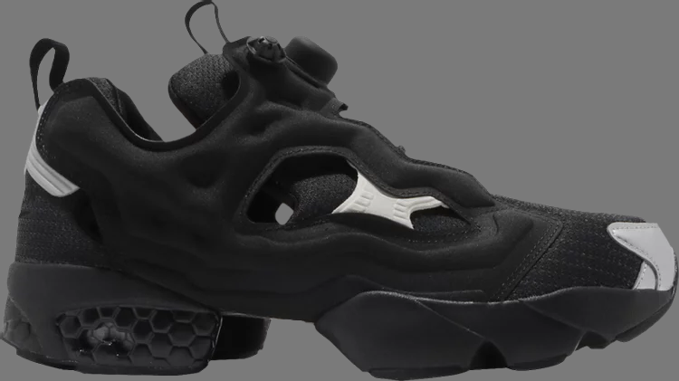 حذاء رياضي Instapump fury og mu 'black steel' من Reebok باللون الأسود