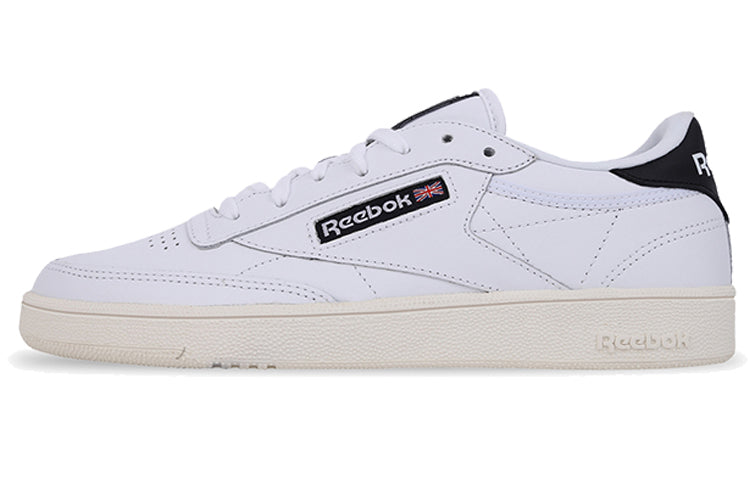 حذاء التزلج على الألواح للسيدات من Reebok Club C