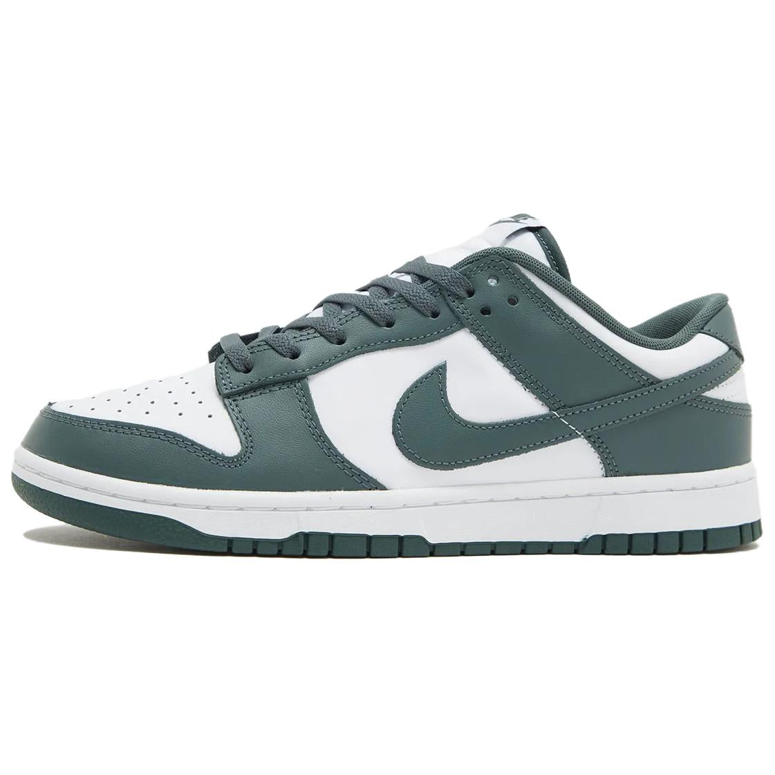 Nike Dunk Low 'Vintage Green' Sneakers, Green