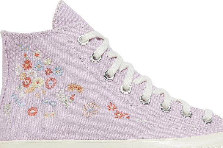 حذاء رياضي Converse Chuck 70 High Embroidered Floral Print من مجموعة Wmns - بلون أرجواني فاتح