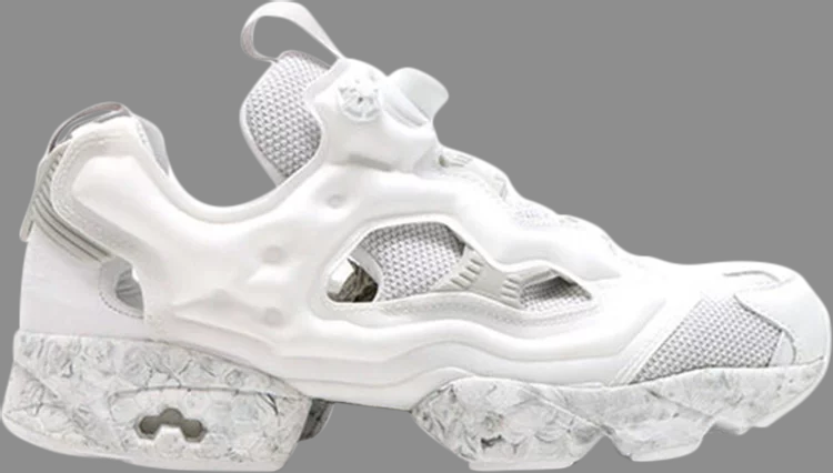 حذاء رياضي Instapump fury achm 'white Marble' من Reebok باللون الأبيض