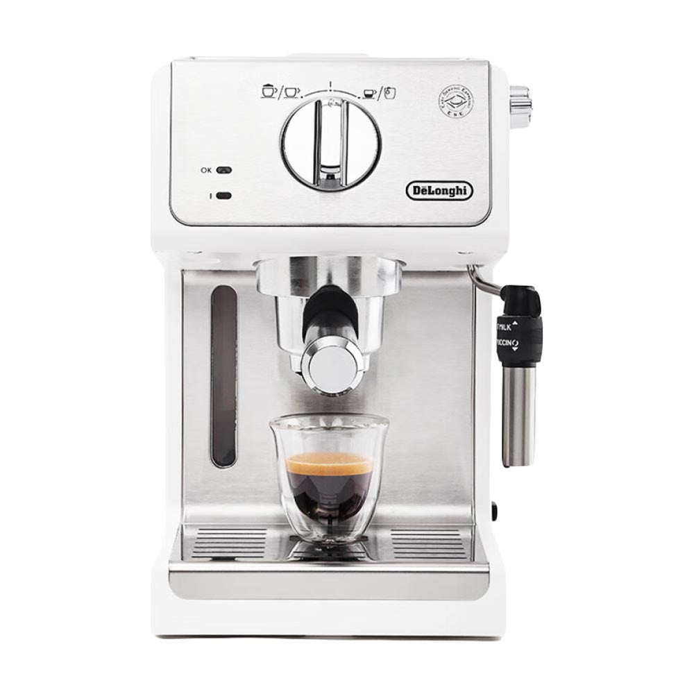 ماكينة صنع القهوة DeLonghi Traditional Barista Pump ECP35.31، باللون الأبيض