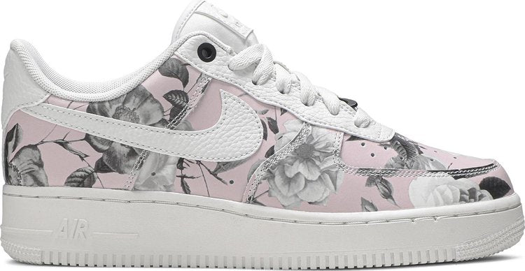 حذاء Nike Wmns Air Force 1 Low 'Floral Rose' باللون الوردي