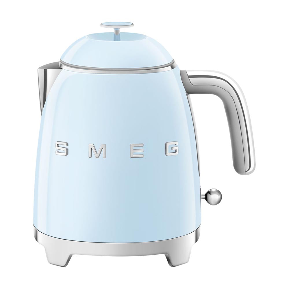 غلاية كهربائية Smeg KLF05، لون أزرق فاتح